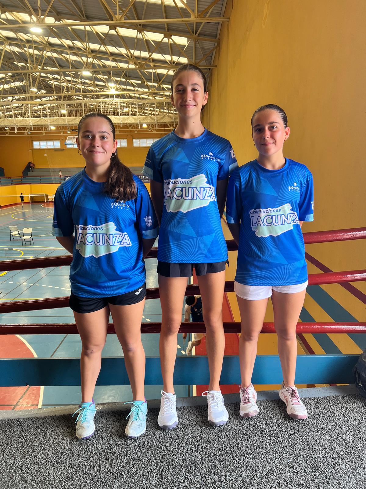 Podio del Club B&aacute;dminton Estella en Asturias